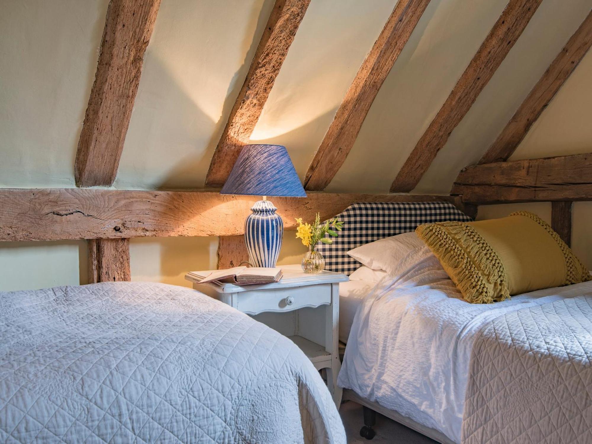 فيلا Woolhouse Barn Hunton  المظهر الخارجي الصورة