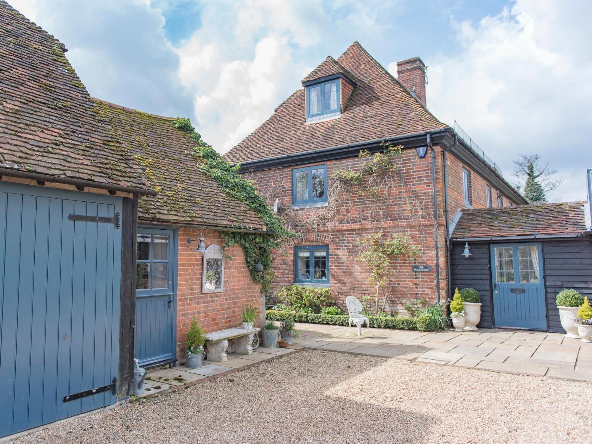 فيلا Woolhouse Barn Hunton  المظهر الخارجي الصورة