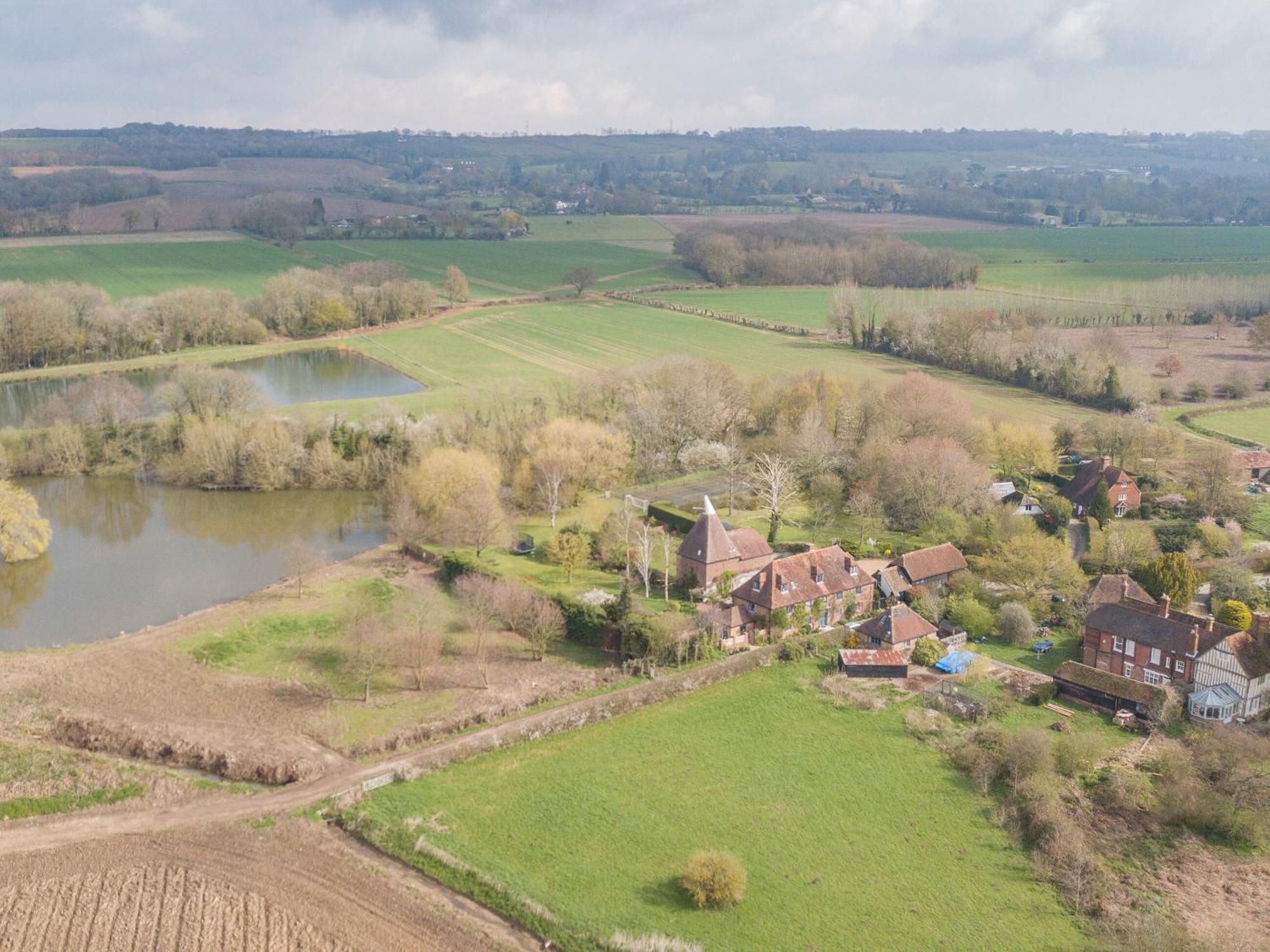 فيلا Woolhouse Barn Hunton  المظهر الخارجي الصورة